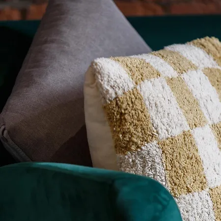 Homey 1 Bedroom Duplex In Conditioning House * Bradford (West Yorkshire)