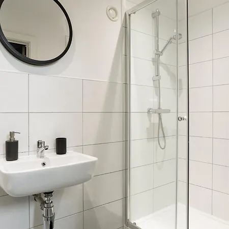 Apartment Homey 1 Bedroom Duplex In Conditioning House