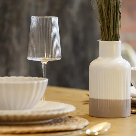 Newly Refurbished Feb 2026 - Cosy Duplex Bd1 * Bradford