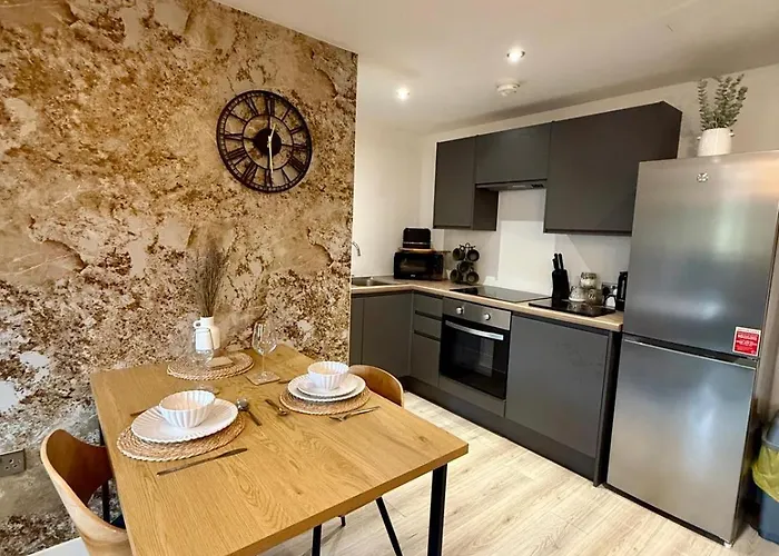 Newly Refurbished Feb 2026 - Cosy Duplex Bd1 Apartment Bradford (West Yorkshire)